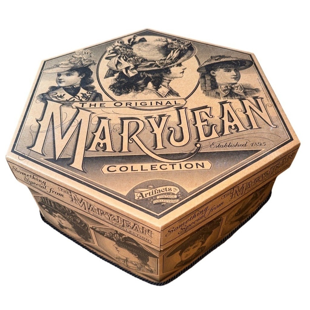 Mary Jean Collection Octagon Hat Box Large Beige Victorian Decorative